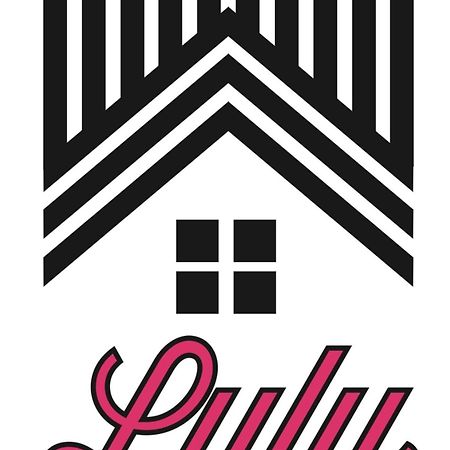 Lulu Wladyslawowo - Tanie Pokoje Goscinne Bike & Surf Friendly Exterior photo